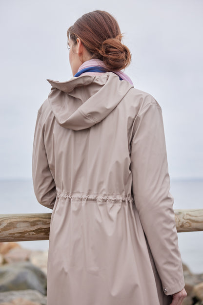 Millisíð regnkápa