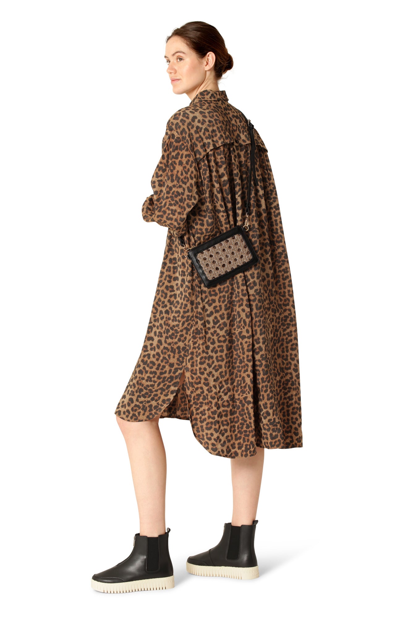 Lítil fléttuð taska