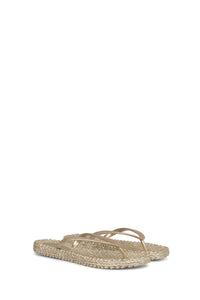 Sandalar