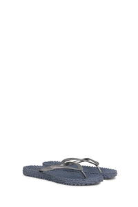 Sandalar